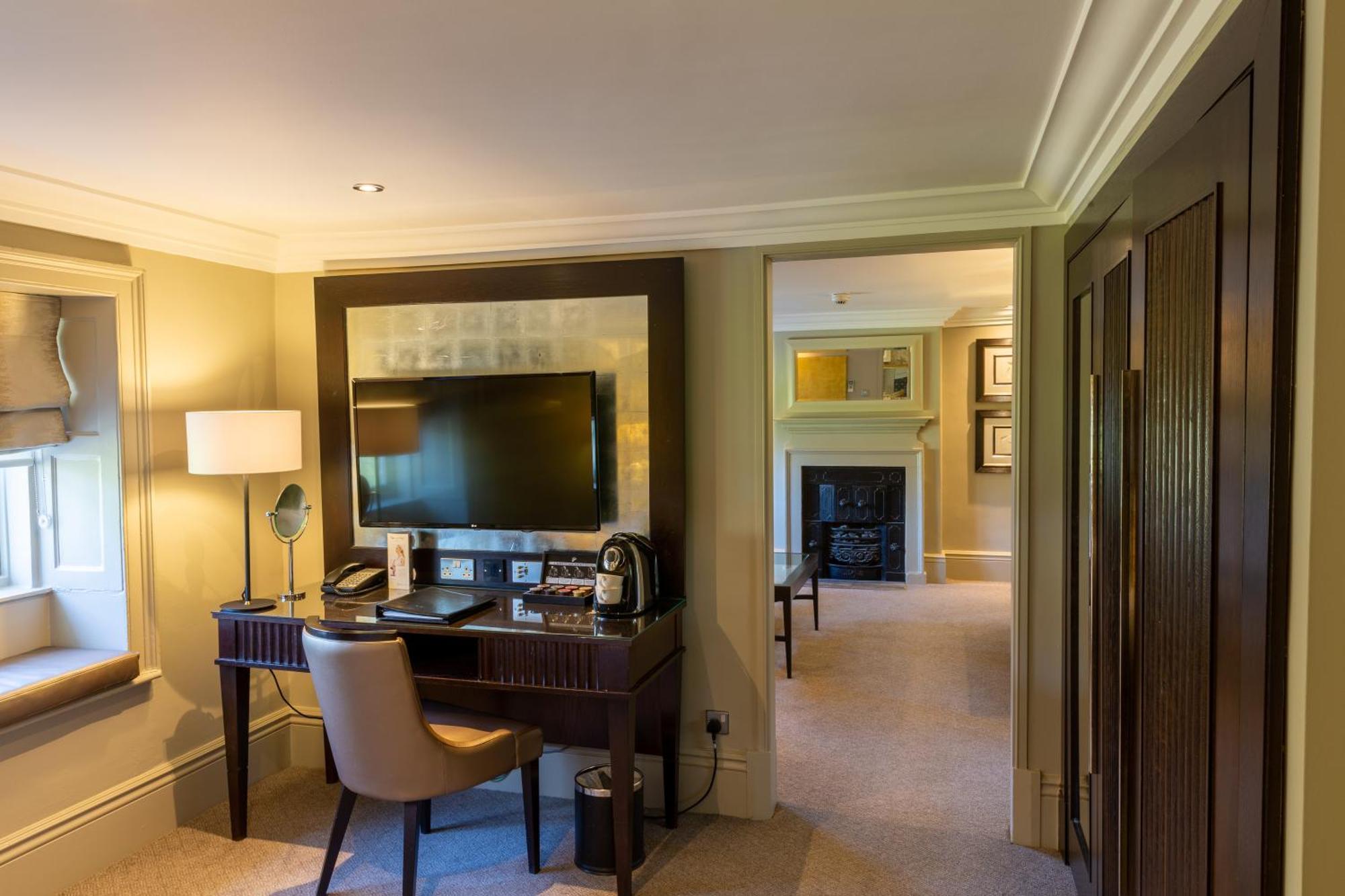Hotel Wood Hall & Wetherby