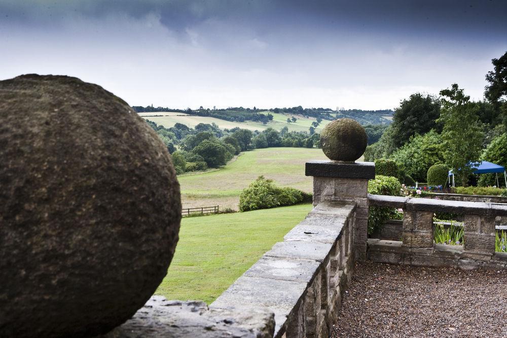Wood Hall & Hotel 4*